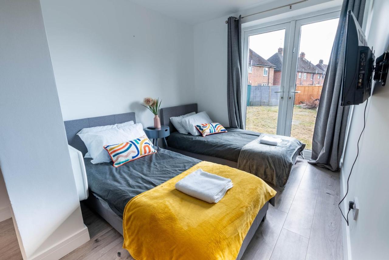 Flat 03 Studio Flat Near Aylesbury Station Free Parking Exterior foto